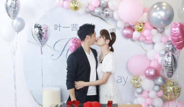 饥饿的松鼠救援