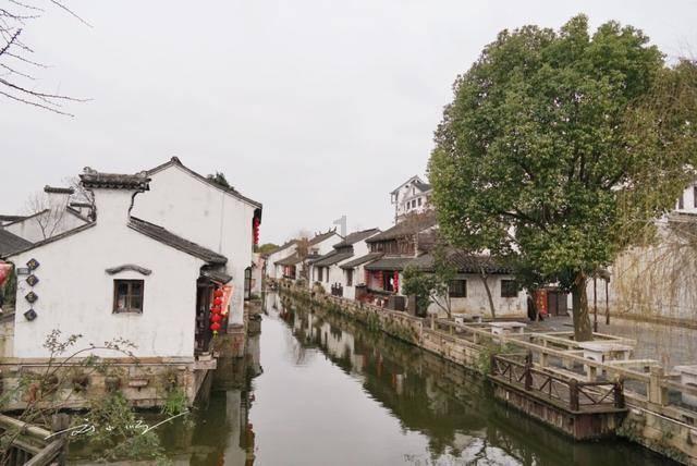 大跳跃的方块